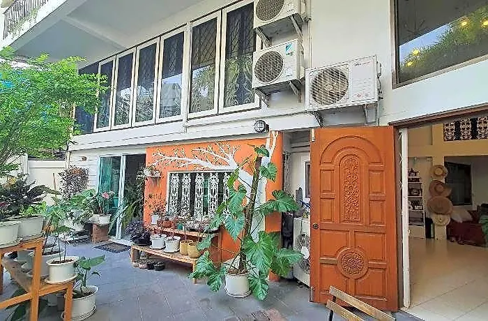 Hostal Home16 Sukhumvit16 Bangkok
