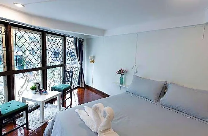 Home16 Sukhumvit16 *