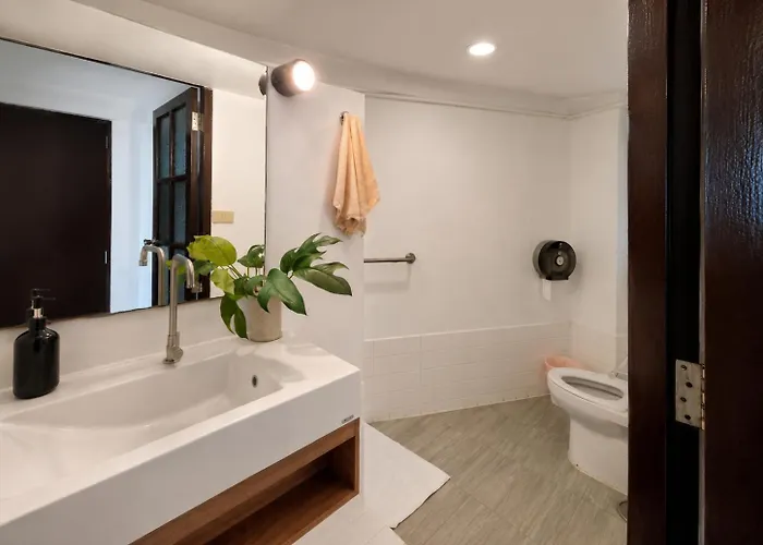 אכסניה Home16 Sukhumvit16 *