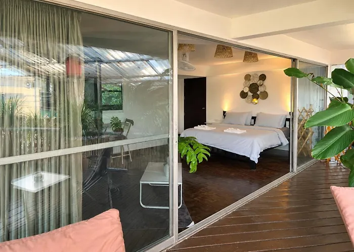 Home16 Sukhumvit16 בנגקוק