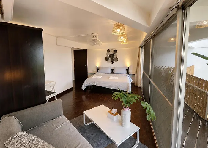 Home16 Sukhumvit16 호스텔