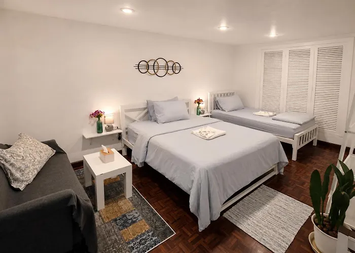 אכסניה Home16 Sukhumvit16 *