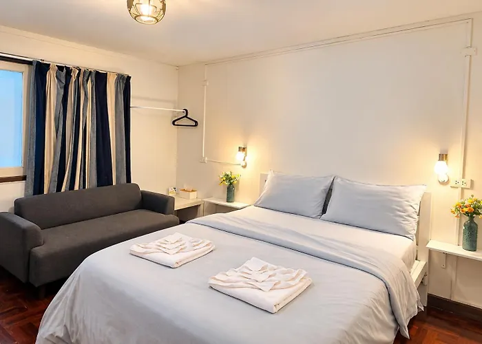 Home16 Sukhumvit16 * 방콕