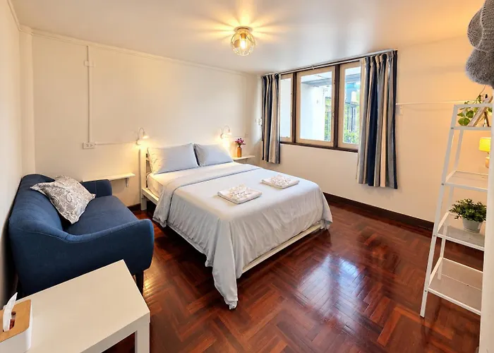 Home16 Sukhumvit16 호스텔