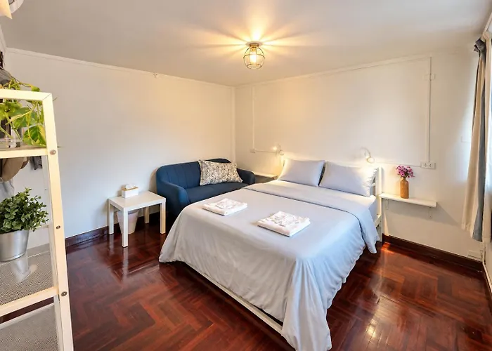 אכסניה Home16 Sukhumvit16