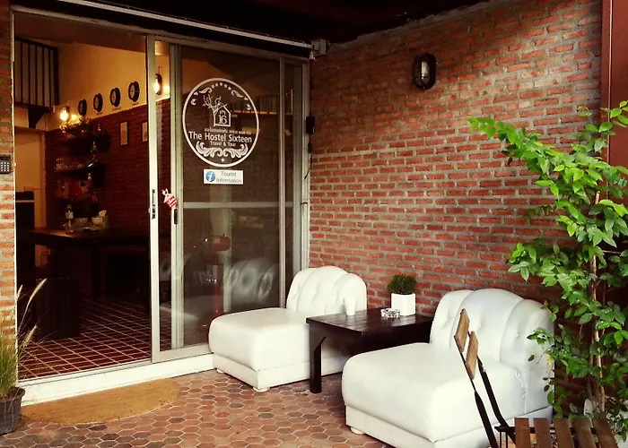Home16 Sukhumvit16 Hostal