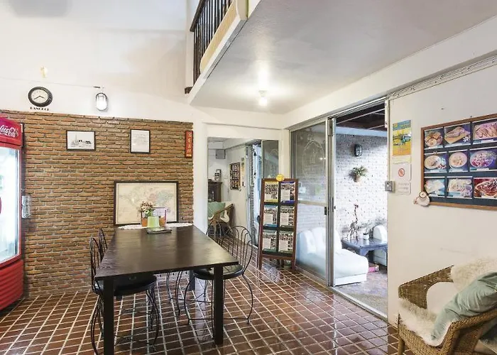Home16 Sukhumvit16 Bangkok