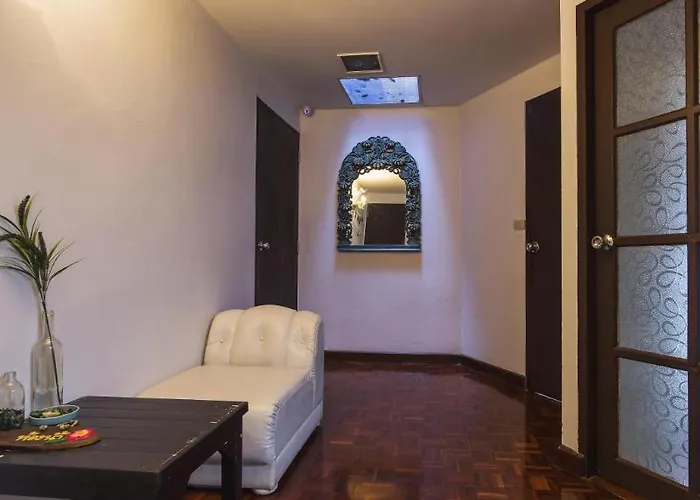 Home16 Sukhumvit16 Bangkok