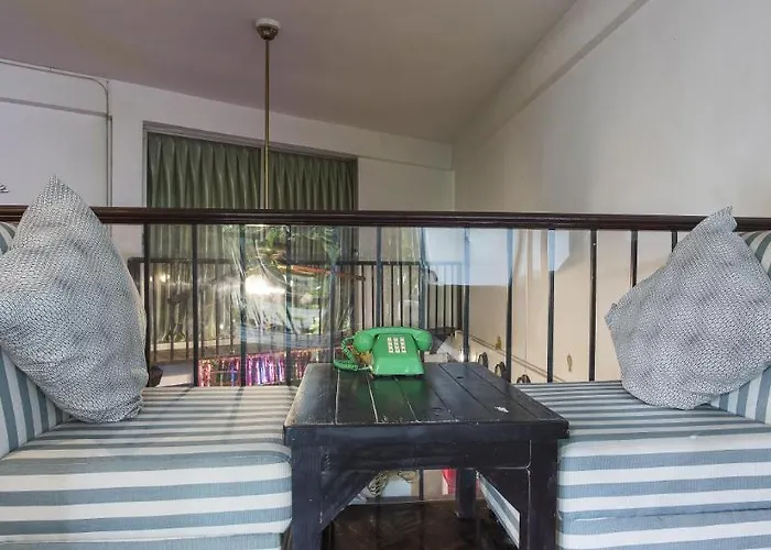 Hostal Home16 Sukhumvit16 *